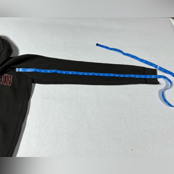 Wisconsin Badgers Distressed Hoodie size small - Picture 6 of 6